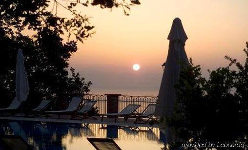 Hotel Airone Альберобелло Екстер'єр фото